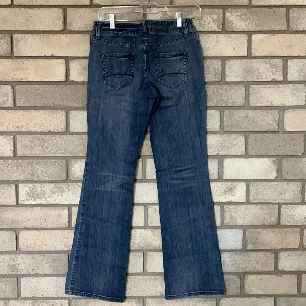 3for$20 jeans size 7 junior